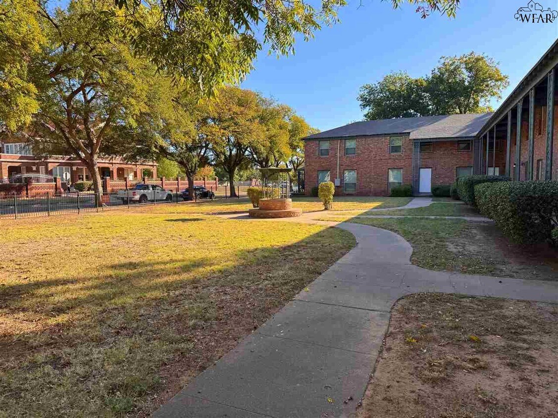 Foto principal - 1801 Rose St