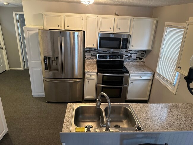 Building Photo - 142 Beaver Ct