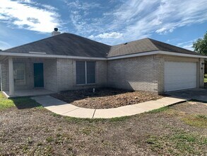 Building Photo - 2614 Dove Crossing Dr