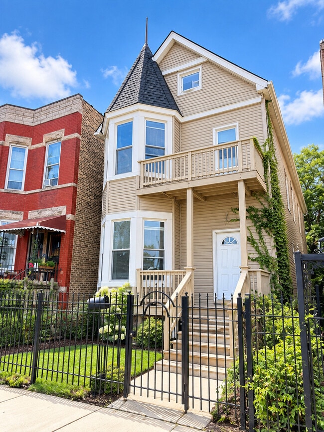 Building Photo - 2342 N Kimball Ave