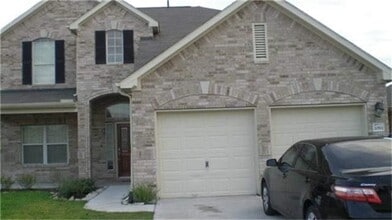Building Photo - 20511 Raincrest Dr