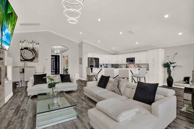 Building Photo - 11309 Cypress Reserve Dr
