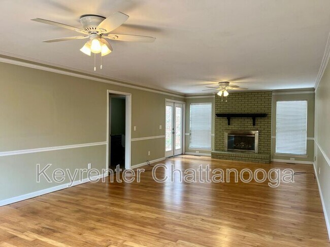 Foto del edificio - 6528 Harbor View Dr