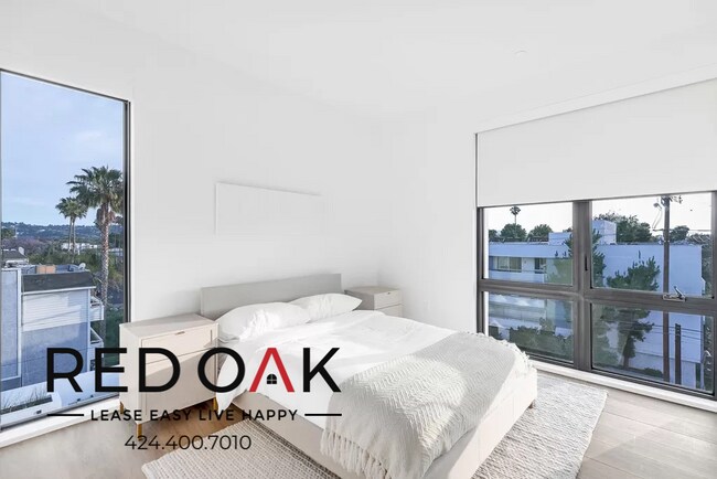 Foto del edificio - 12444 Chandler Blvd