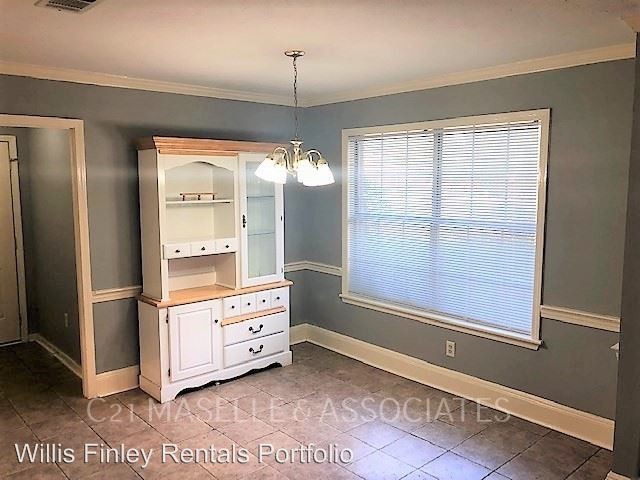 Building Photo - 4 br, 2 bath House - 203 Oak Brook Dr
