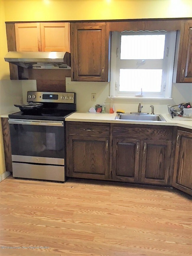 88 Madison Ave, Old Bridge Township, NJ 08857 House Rental in Old