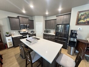 Building Photo - 3715 SW 190th Ter