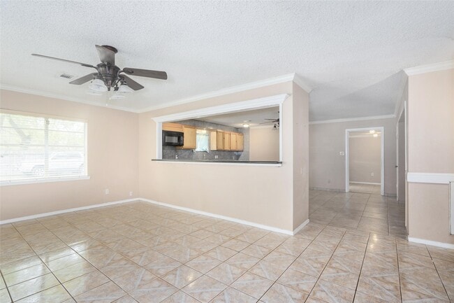 Building Photo - 16900 Wellborne Rd