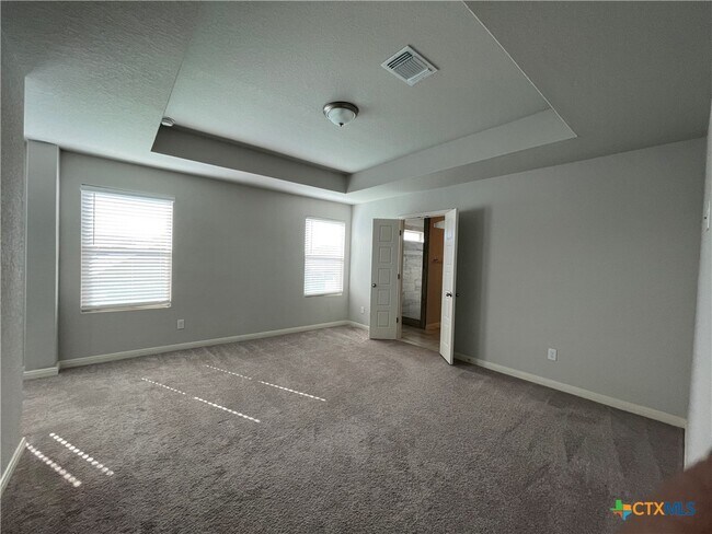 Building Photo - 823 Deep Cloud Dr