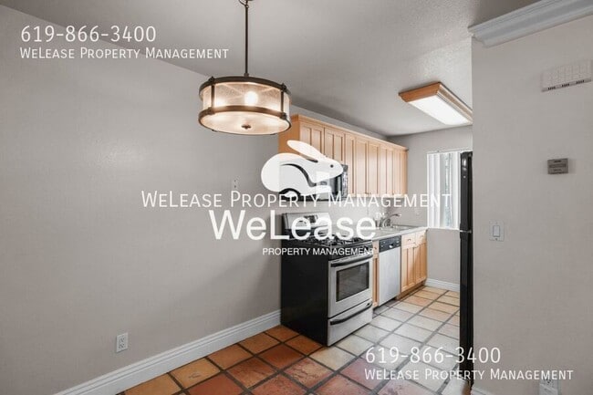 Building Photo - 4775 Seminole Dr