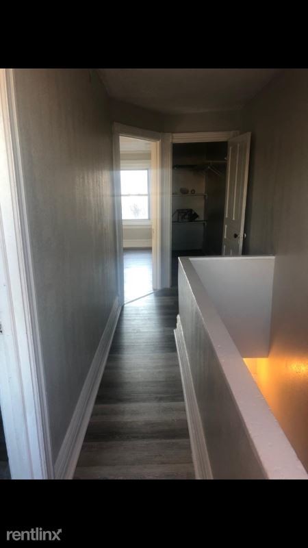 Building Photo - 3 br, 1 bath Apartment - 805 N 6st