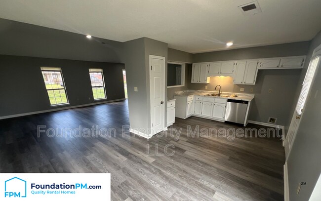 Building Photo - 7083 Gleneagles Dr