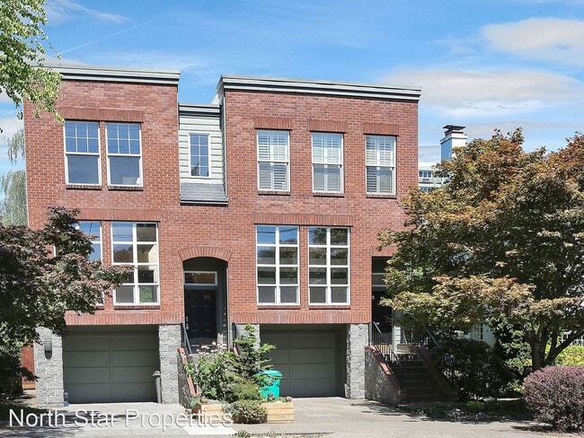 Building Photo - 2 br, 2.5 bath House - 2049 NW Lovejoy St.