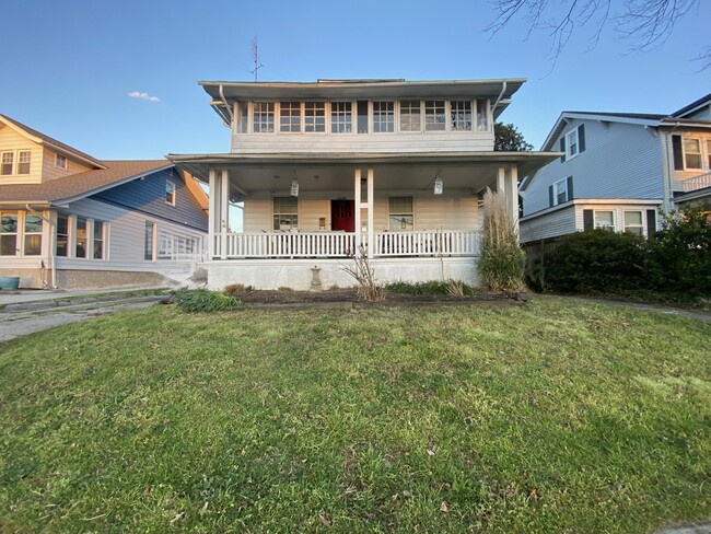 Building Photo - 4508 Mayflower Rd