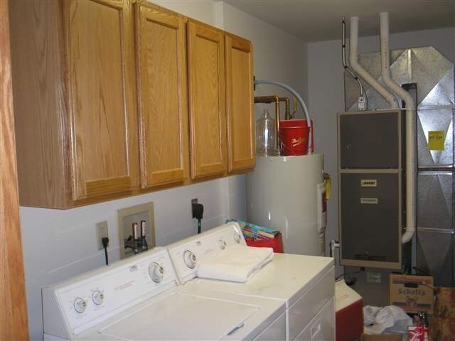  - 1158 Grand Ave