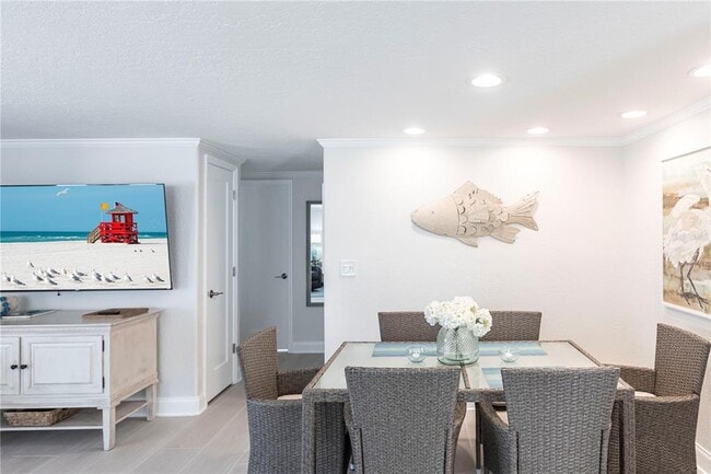 Building Photo - 6154 Midnight Pass Rd