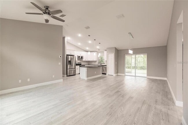 Building Photo - 820 Bowman Terrace