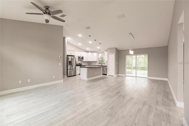 Foto del edificio - 820 Bowman Terrace