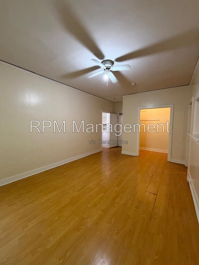 Building Photo - 1825 Ivar Ave