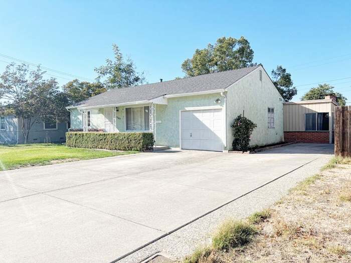 Primary Photo - 2755 Inman Ave