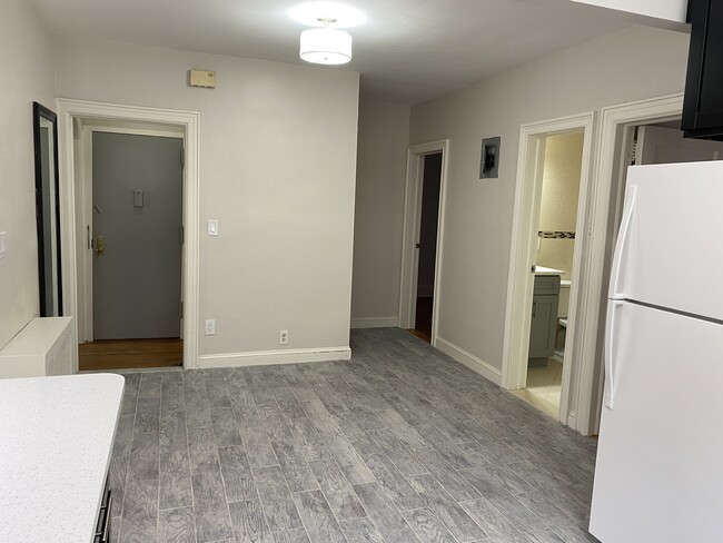 Foto del edificio - 6749 Juno St