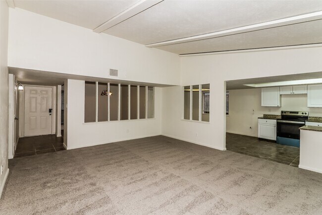 Foto del edificio - 16814 Macleish Dr