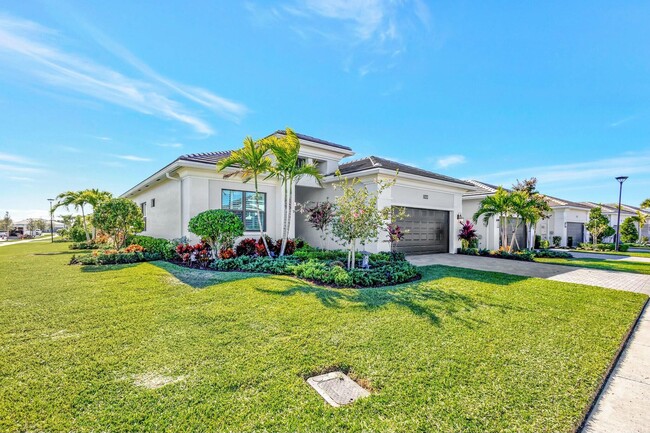 Building Photo - 15830 Key Biscayne Ln