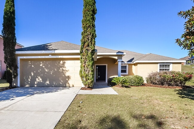 Building Photo - 13013 Baybrook Ln