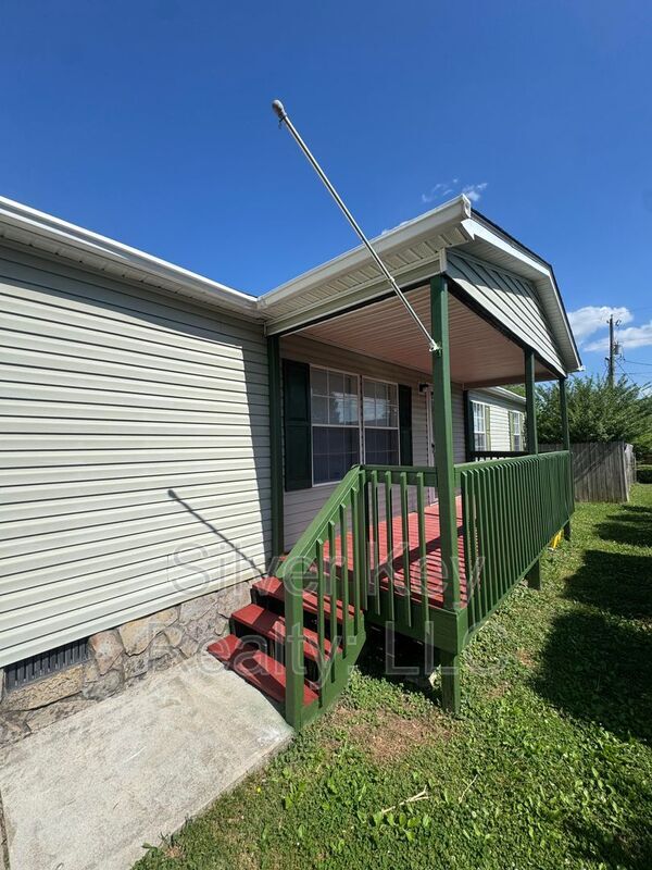 Foto del edificio - 1005 Moore St