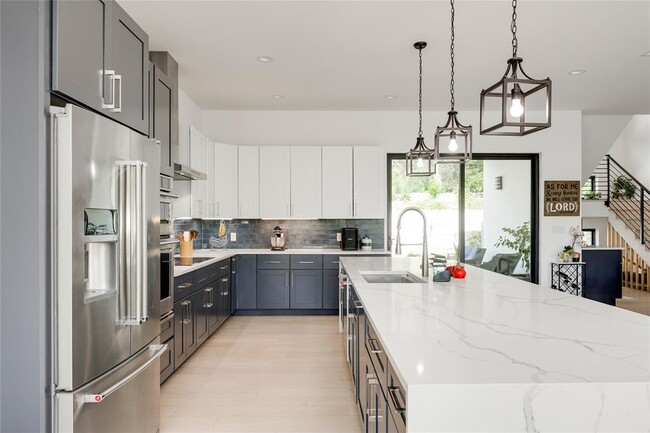 Building Photo - 13209 Mansfield Dr