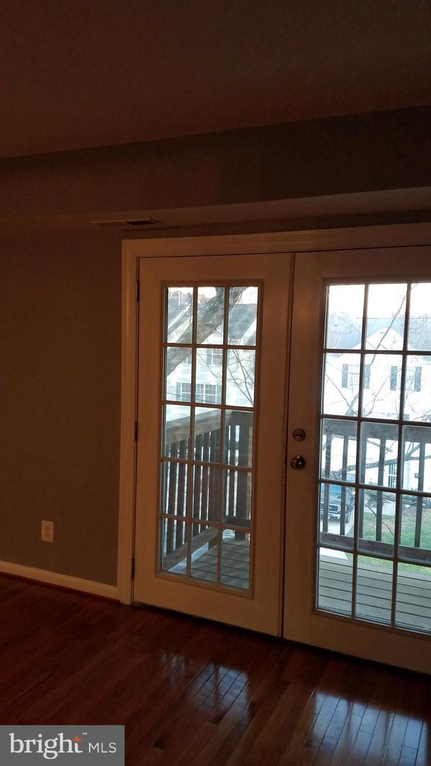 Foto del edificio - 2512 Markham Ln