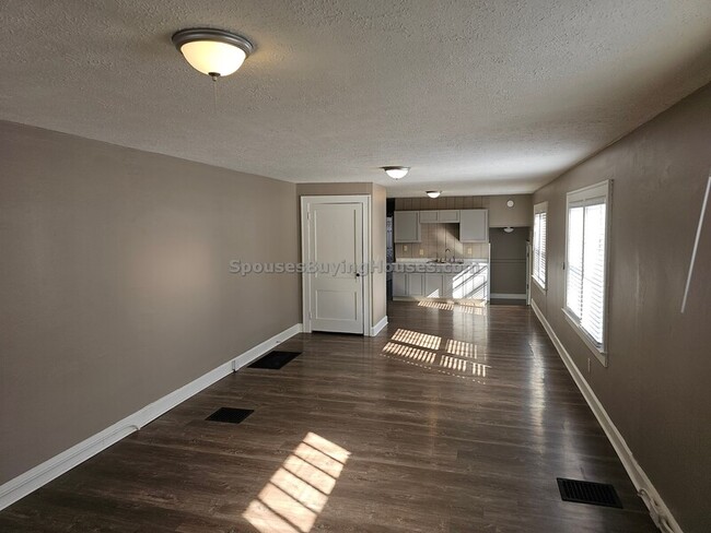 Foto del edificio - 2177-2179 South Delaware Street - 2179