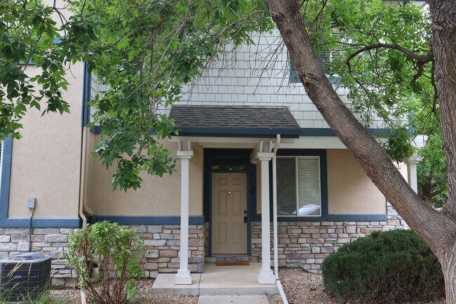Foto del edificio - Beautiful Fort Collins 3 Bed, 2.5 Bath Townhome + $200 Off First Months Rent!