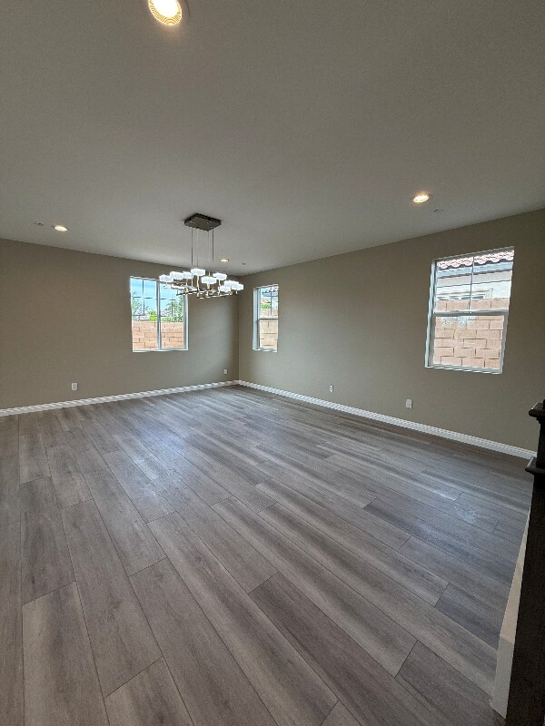 Foto del edificio - 7398 N Maple Ave