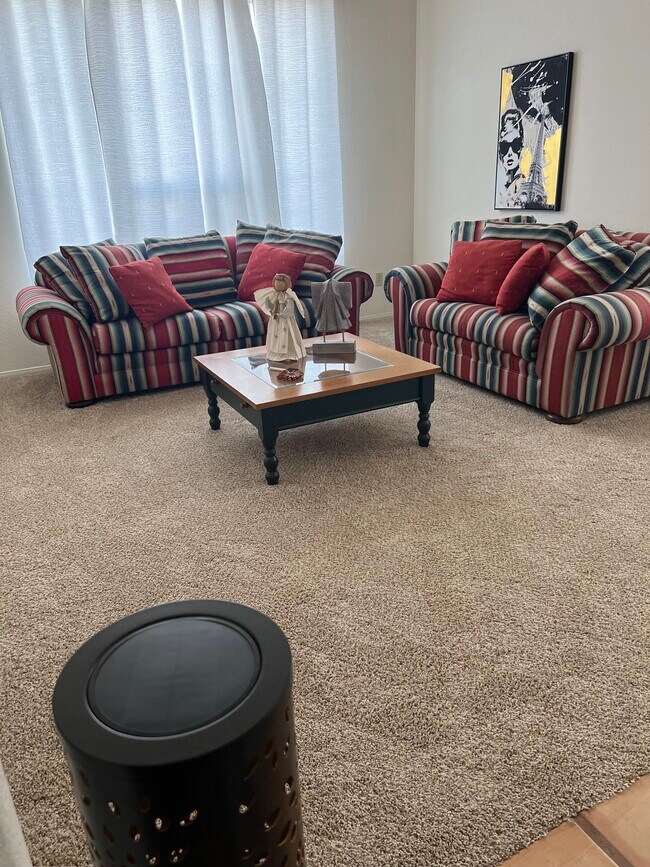 Building Photo - 69285 Rosemount Rd