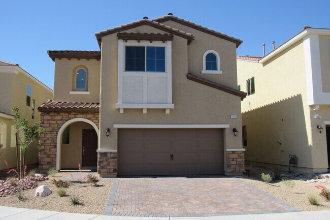 Building Photo - Modern 2 story home in the gated community...