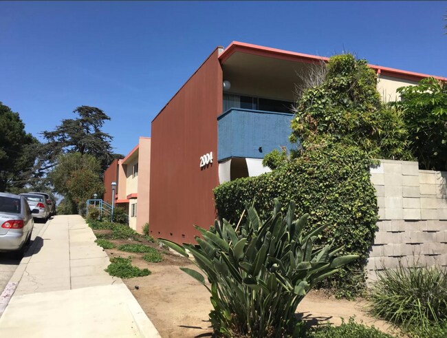 Foto del edificio - 2004 Apex Ave