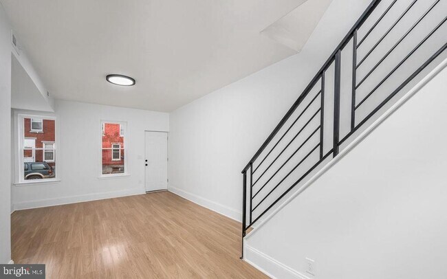 Foto del edificio - 2042 E Somerset St