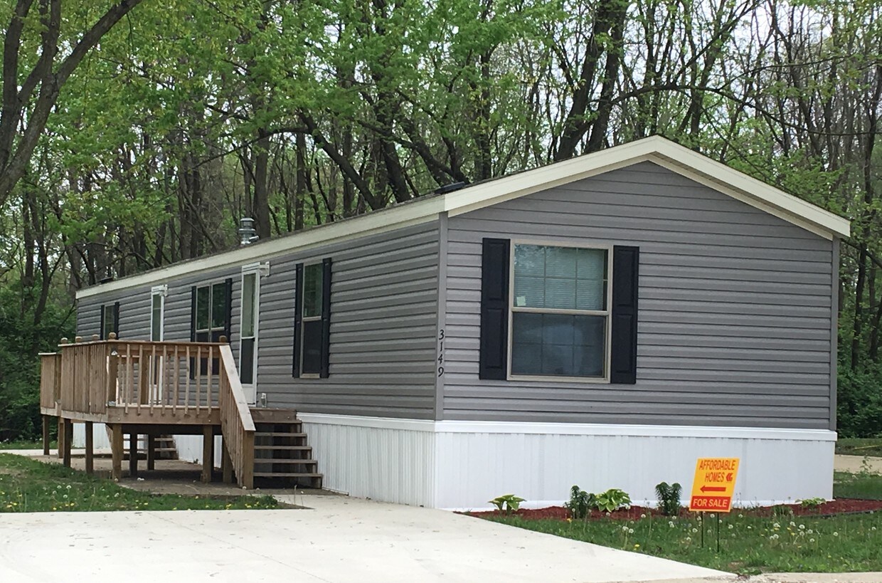 3149 Kent Ave, Decatur, IL 62526 House Rental in Decatur, IL