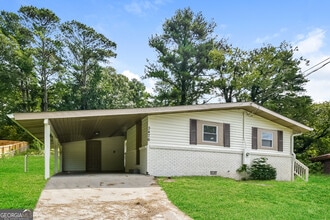 Building Photo - 3476 Tulip Dr