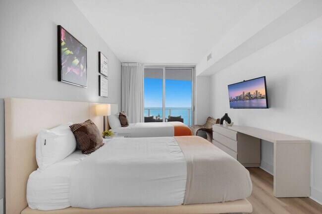 Foto del edificio - 4111 S Ocean Dr