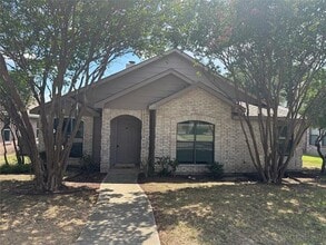 Building Photo - 2321 Cuesta Ln