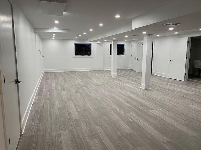 Building Photo - 9609 Montgomery Dr
