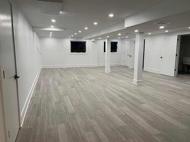 Foto del edificio - 9609 Montgomery Dr
