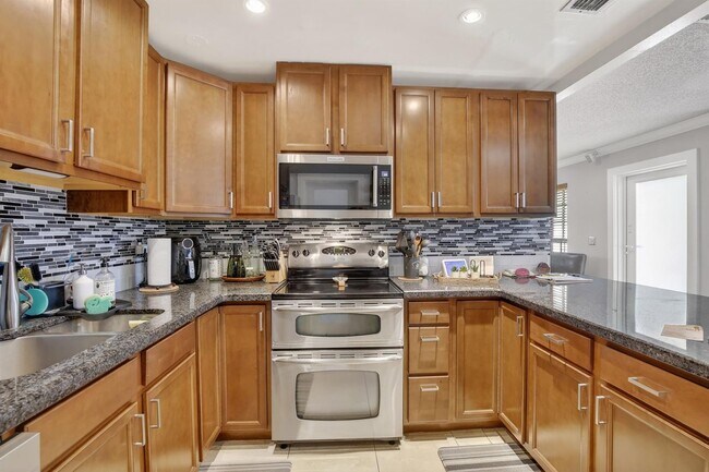 Foto del edificio - 3673 W Forge Rd