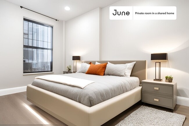 Private bedroom in 2 bed/1 bath Home - Private bedroom in 2 bed/1 bath Home
