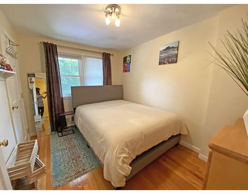 Foto del edificio - 467 Albemarle Rd