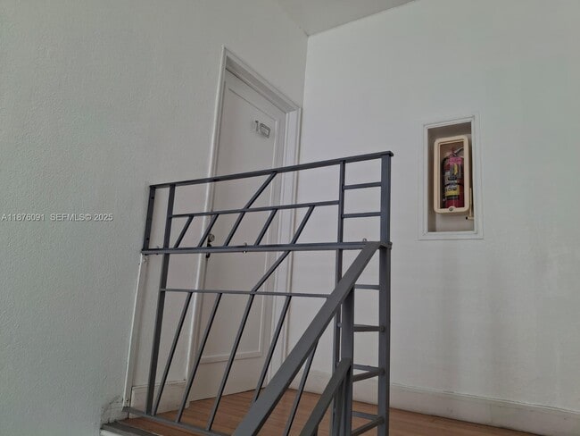 Building Photo - 320 80th St