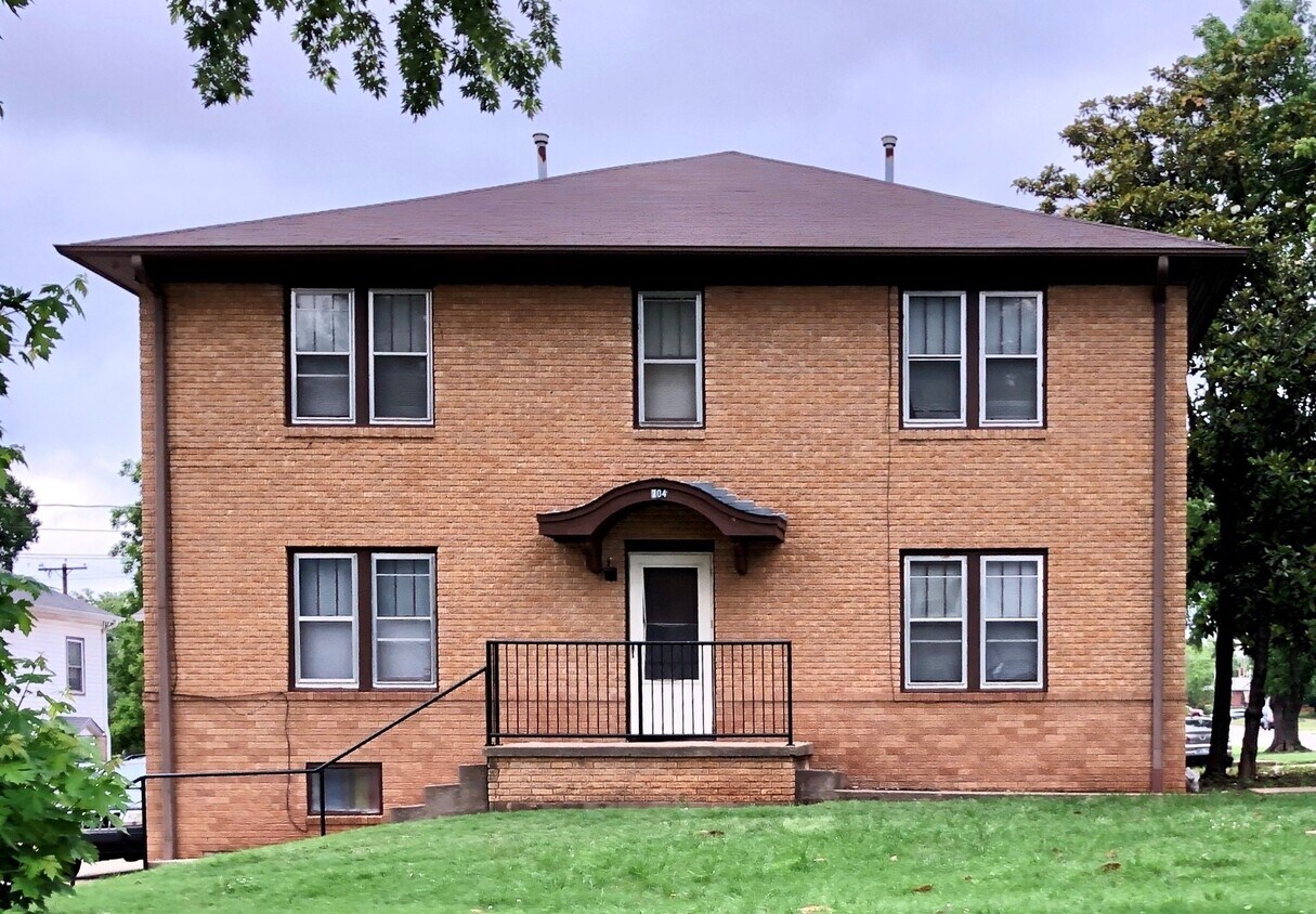 704 8th W Ave, Stillwater, OK 74074 Apartments in Stillwater, OK