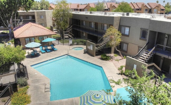 Building Photo - Raystone Apartments
